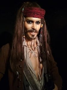 Jack Sparrow (Johnny Depp) - Personagem do filme Piratas do Caribe