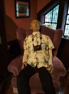 Personagem do filme Um Morto Muito Louco