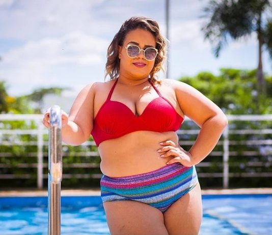 Biquini plus size para 2018: Vamos curtir o verão? Biquini plus size 2018 - Coleção beachwear da Arsiè