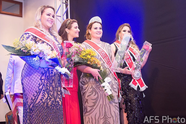 Miss Minas Gerais Plus Size 2017 - Coroa&ccedil;&atilde;o