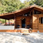 Entrada principal do chalé